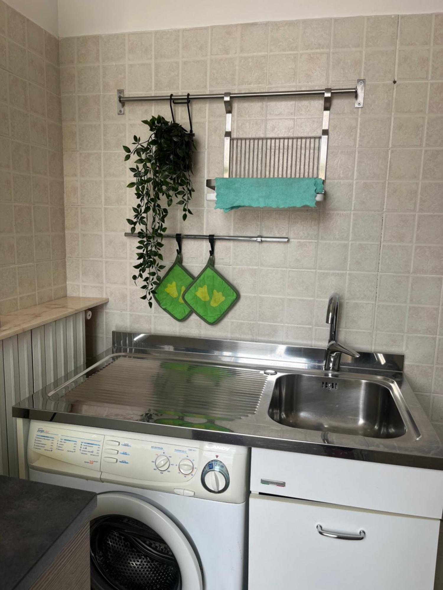 Joya Apartament Taranto Exterior photo